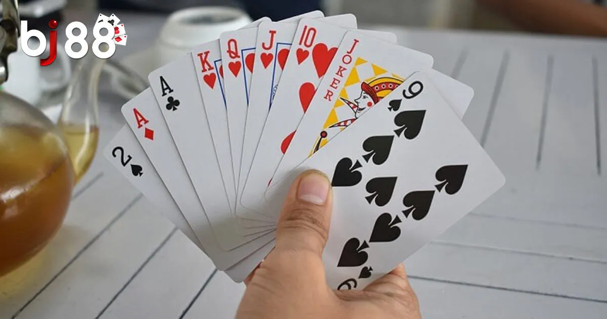 T&igrave;m hiểu th&ocirc;ng tin về game b&agrave;i tiến l&ecirc;n